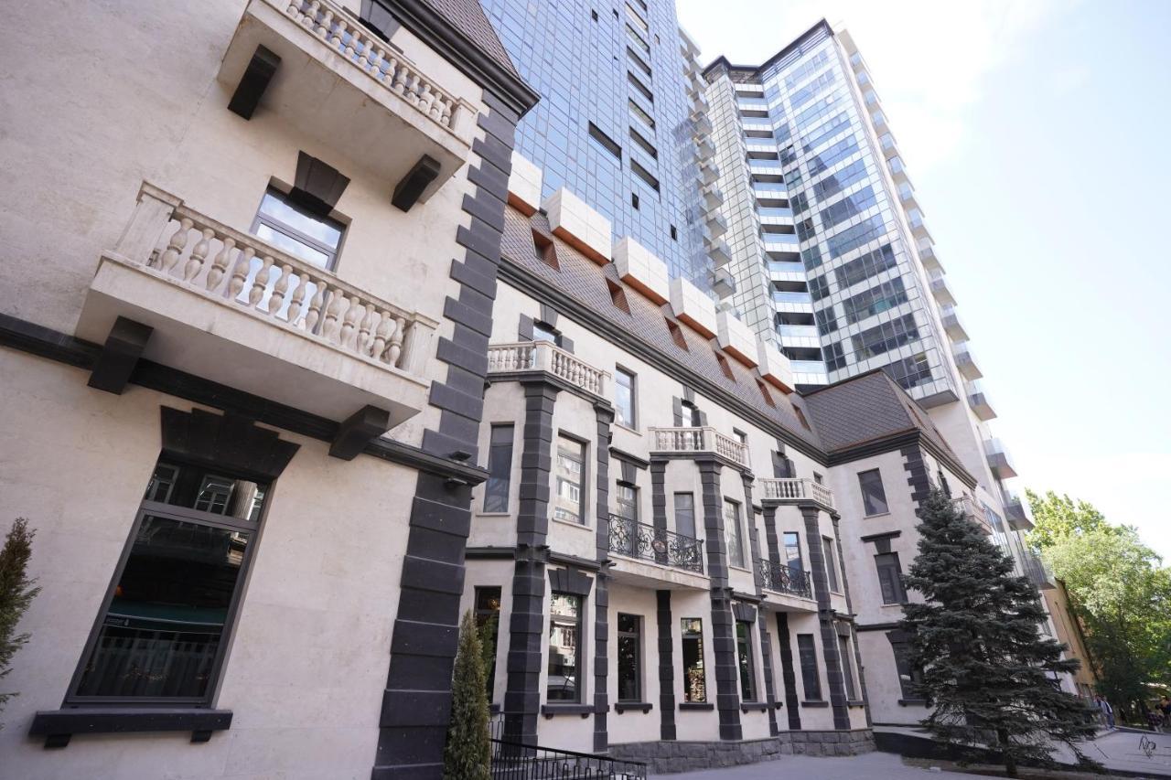 Soho Apart Hotel 예레반 외부 사진