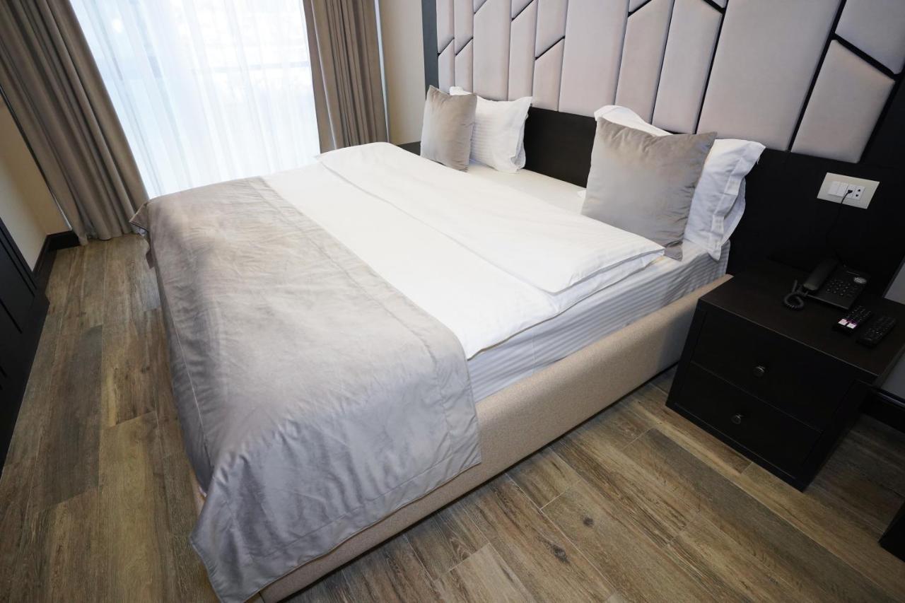 Soho Apart Hotel 예레반 외부 사진